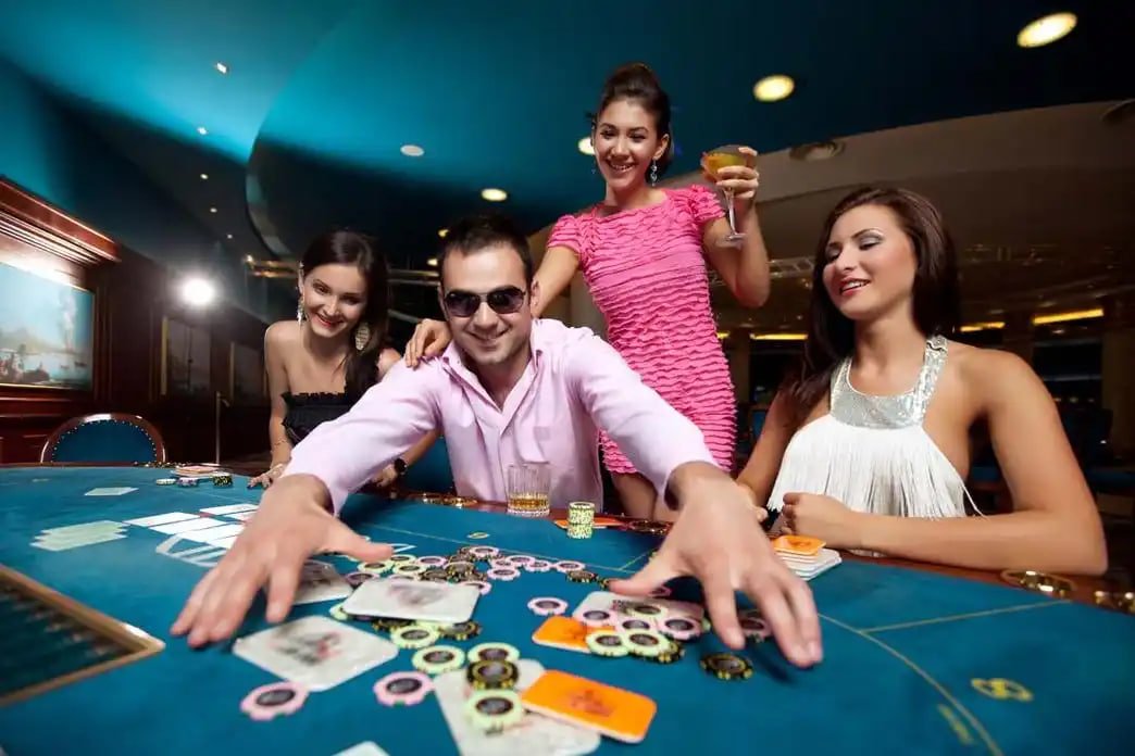 Taruhan olahraga Gana33 live betting sepak bola odds kompetitif terbaik Indonesia